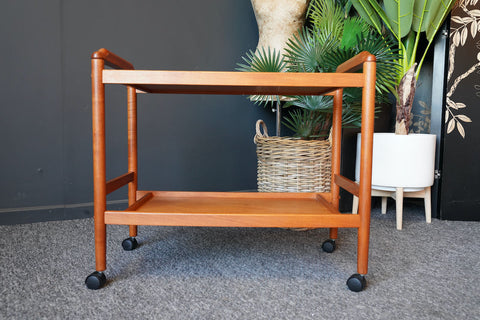 Mid Century Vintage Hostess Serving Drinks Trolley in Teak
