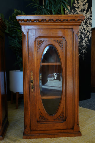 Elegant Pair of Art Deco Oak Bedside Cabinets – Timeless Craftsmanship & Classic Design