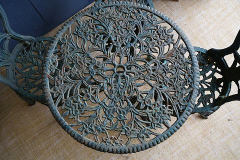 Exquisite Vintage Cast Iron Garden Bistro Set – Ornate Floral Design, Heavy, Durable