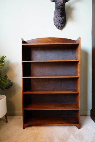 Antique Slim Open Bookcase in Solid Oak – United Kingdom, c.1910