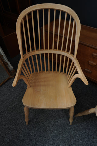 British Windsor Carver Armchairs in Solid Beech – United Kingdom, Mid-20th Century