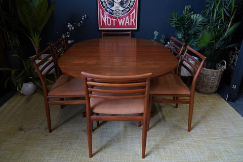 Mid Century Danish Extendable Dining Table with 6 Erling Torvits Chairs