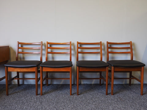 Mid Century Danish Dining Chairs Set of Four Vintage Retro Classic Design - erfmann-vintage