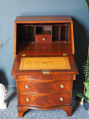 Bevan funnell best sale writing desk