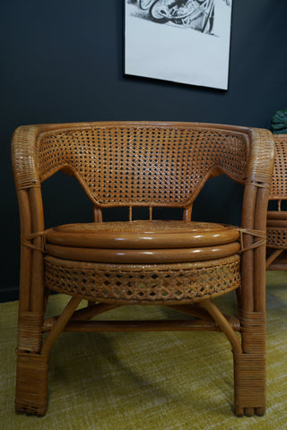 Vintage wicker online barrel chair